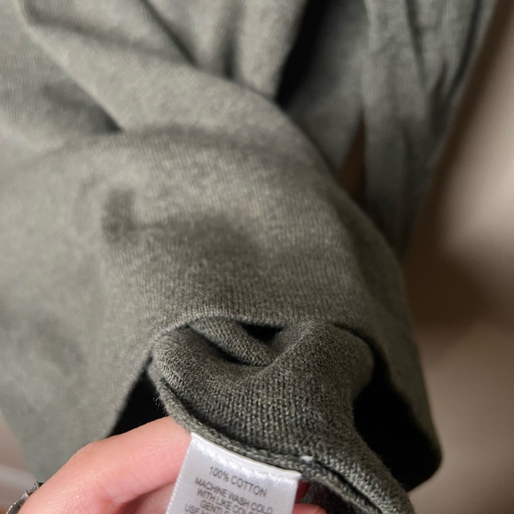 Men’s NWOT Sebastien Cooper Green V Neck 100% Cotton Sweater. Size Small - Picture 6 of 6